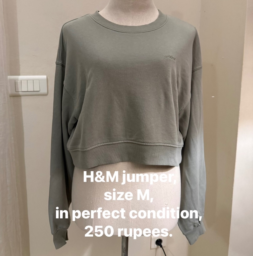 H&M Green Crop Jumper Size M