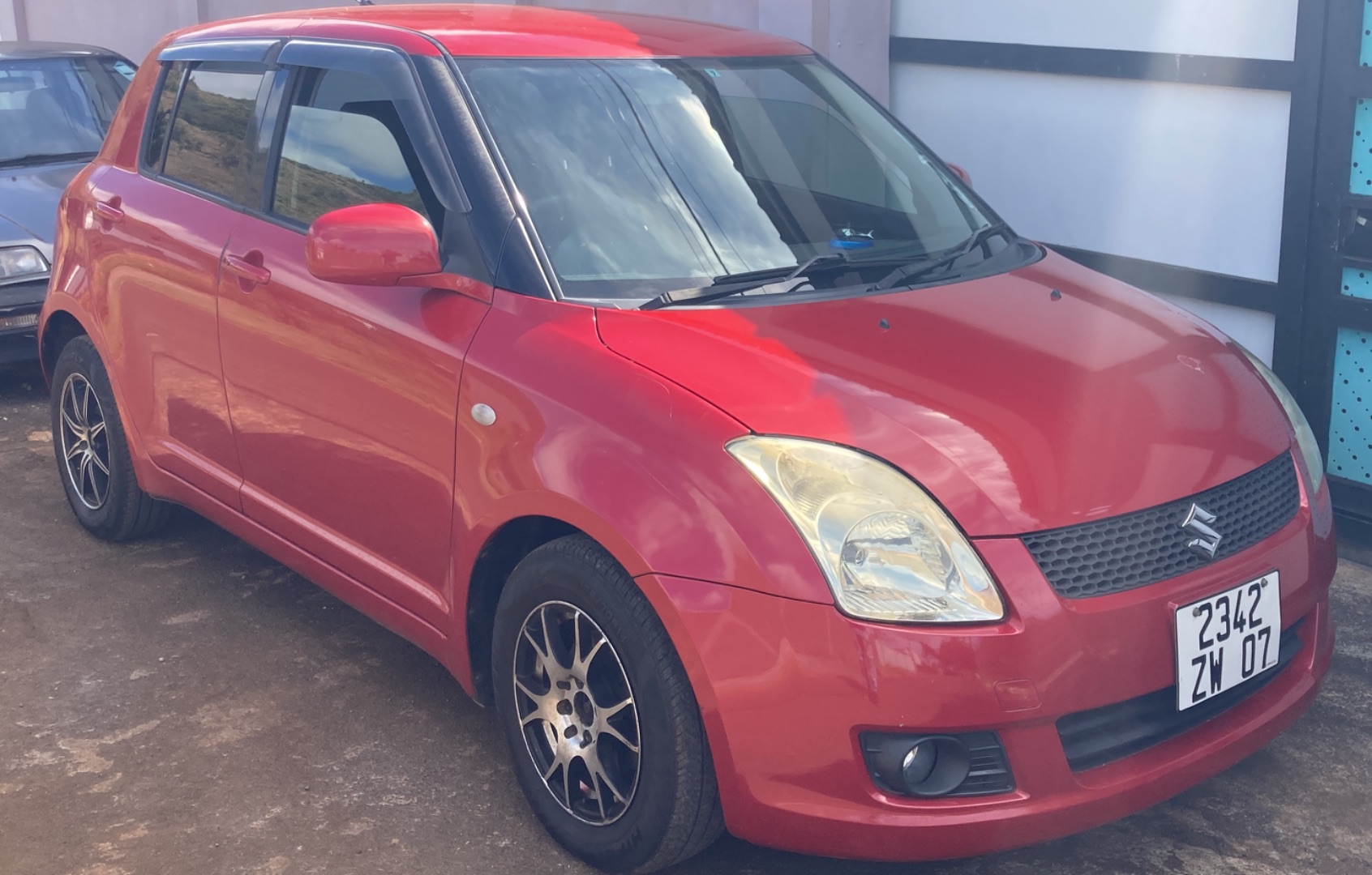 Suzuki Swift 2007 Manual thumbnail 2