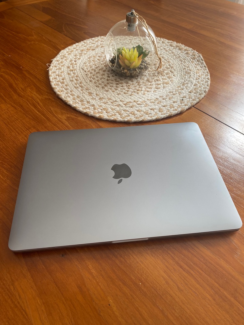 Apple MacBook Pro 13" M2 thumbnail 4