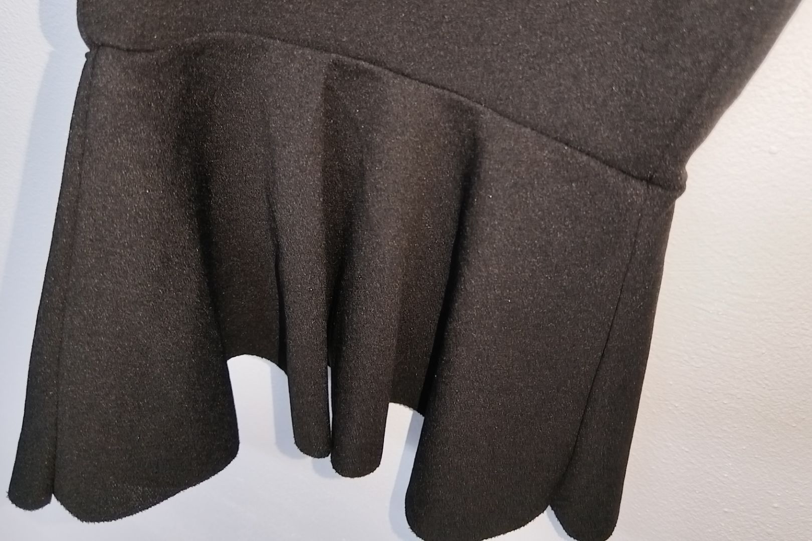 Shein Black Pearl Detail Ruffle Hem Pants Size L thumbnail 2