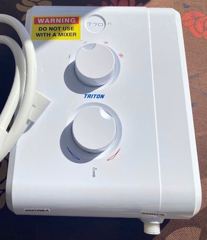 Triton T70 2E Electric Shower White - Image 1 of 1