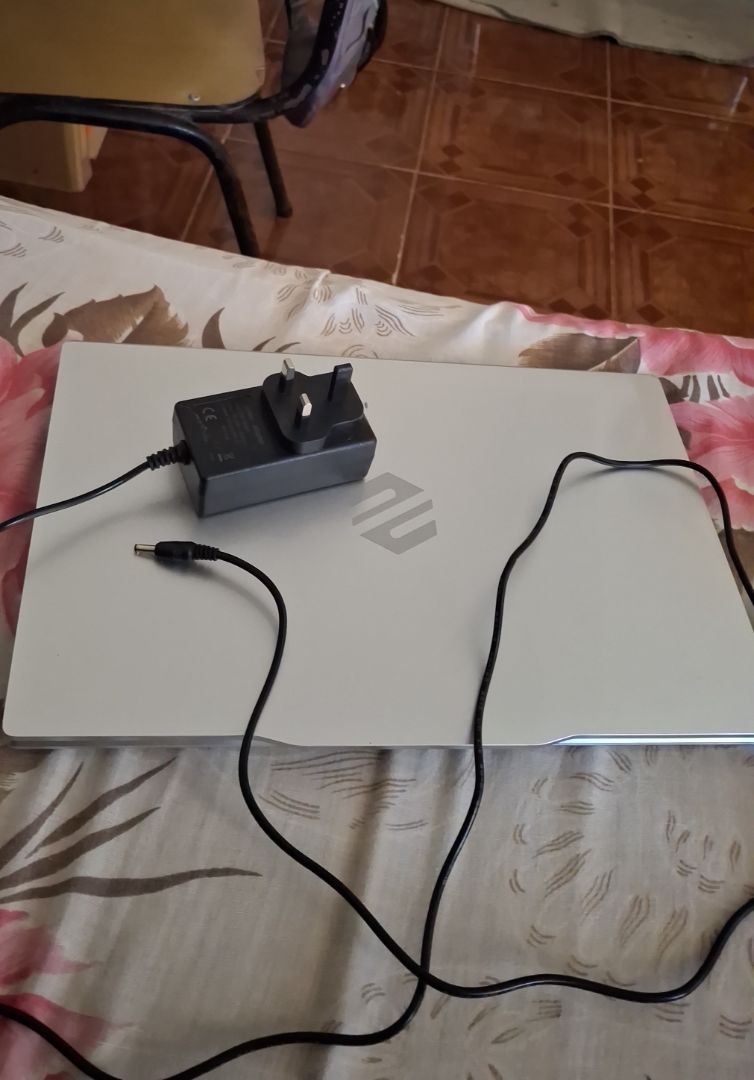 Zentium ZtL Laptop thumbnail 4