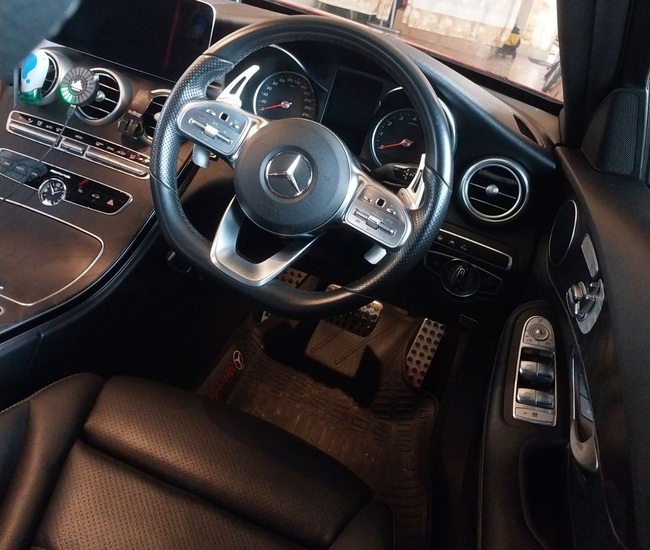 Mercedes-Benz C-Class Automatic thumbnail 2