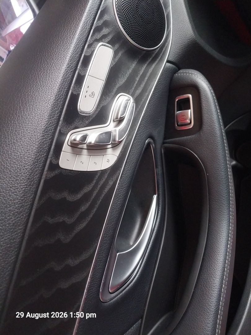 Mercedes-Benz C-Class Automatic thumbnail 9