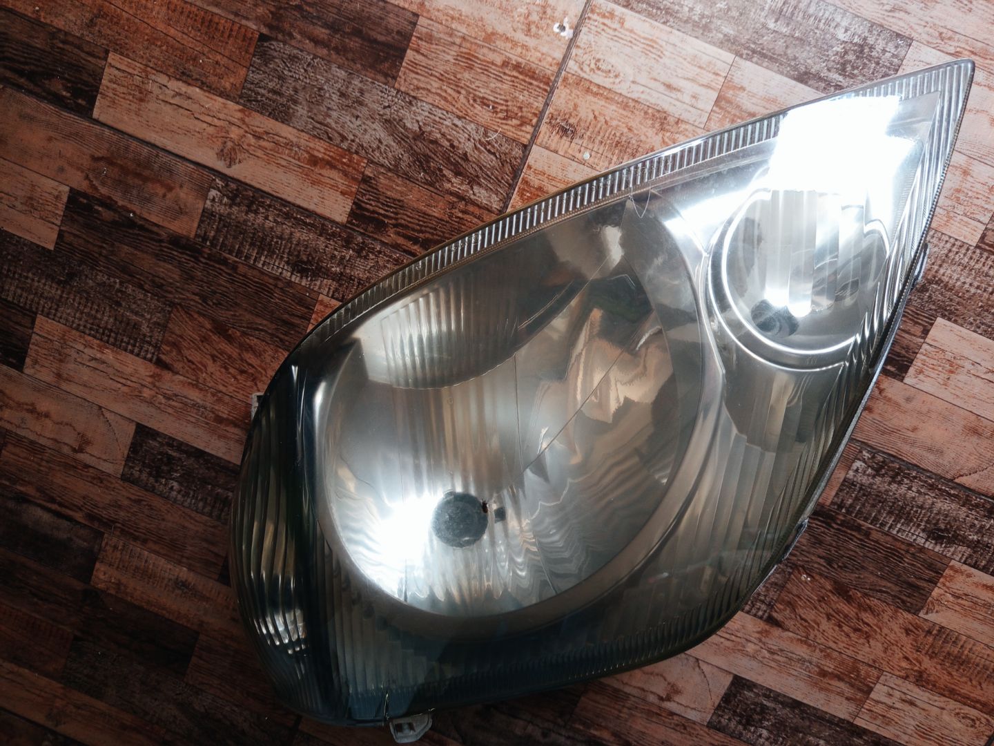 Toyota Corolla NZE121 Passenger Side Headlight thumbnail 3