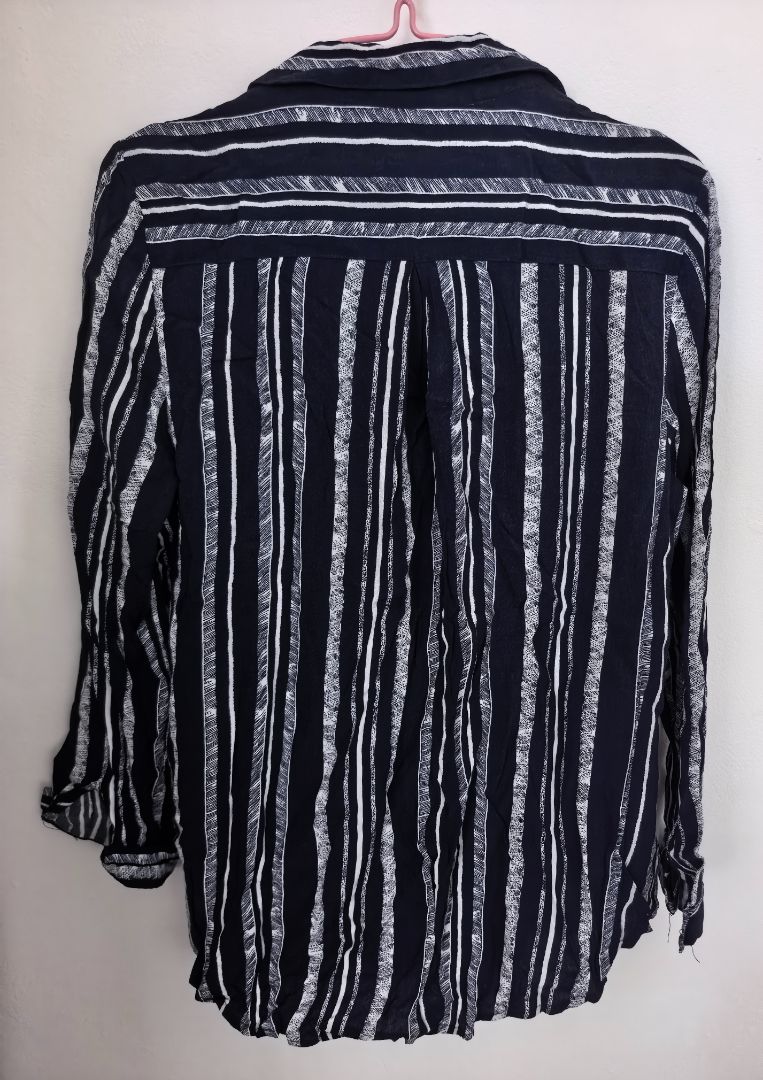 W.Lane Striped Button-Up Shirt Blue Size M thumbnail 2