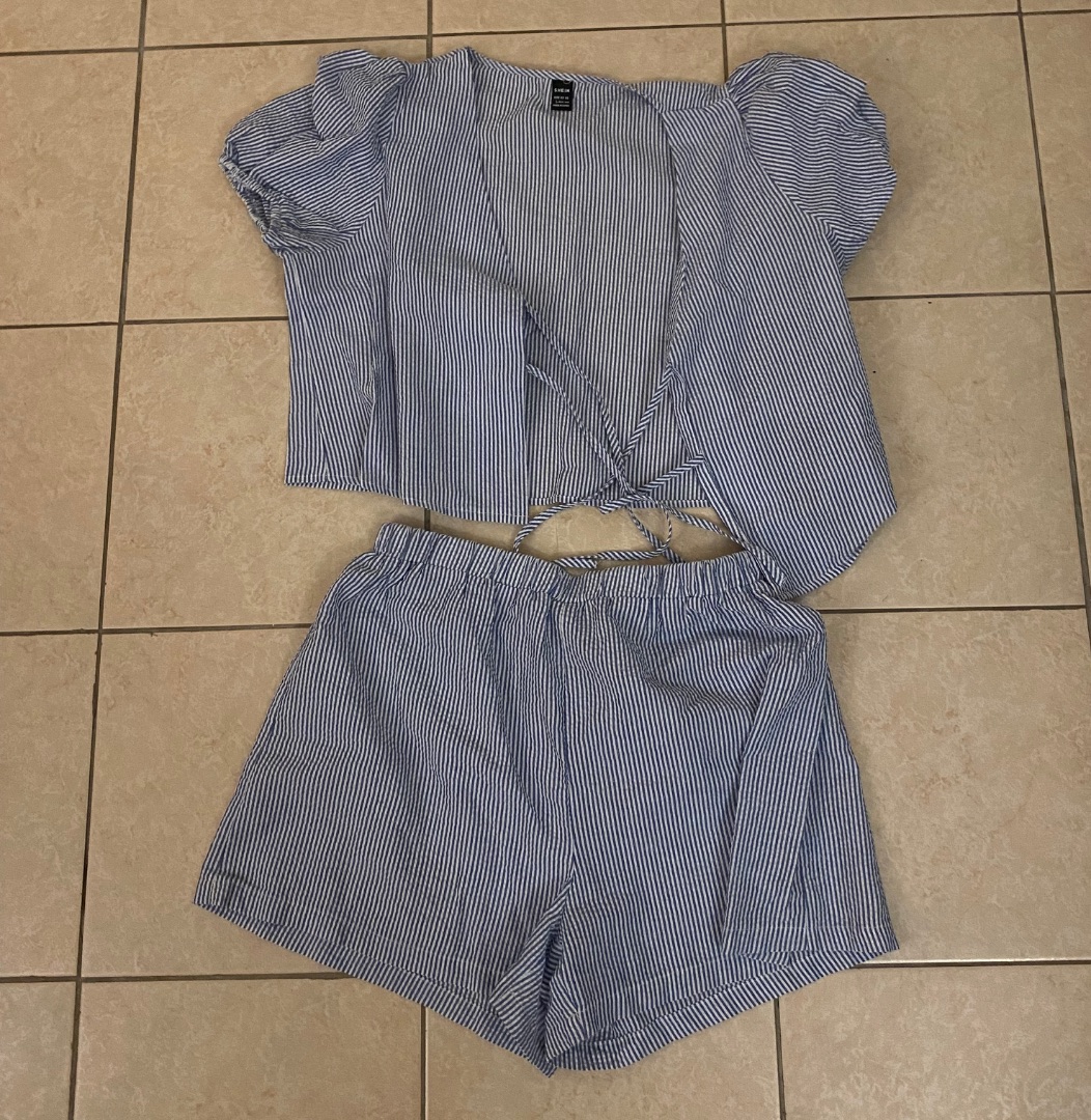 Shein Blue White Striped Tie Front Crop Top Shorts Set M