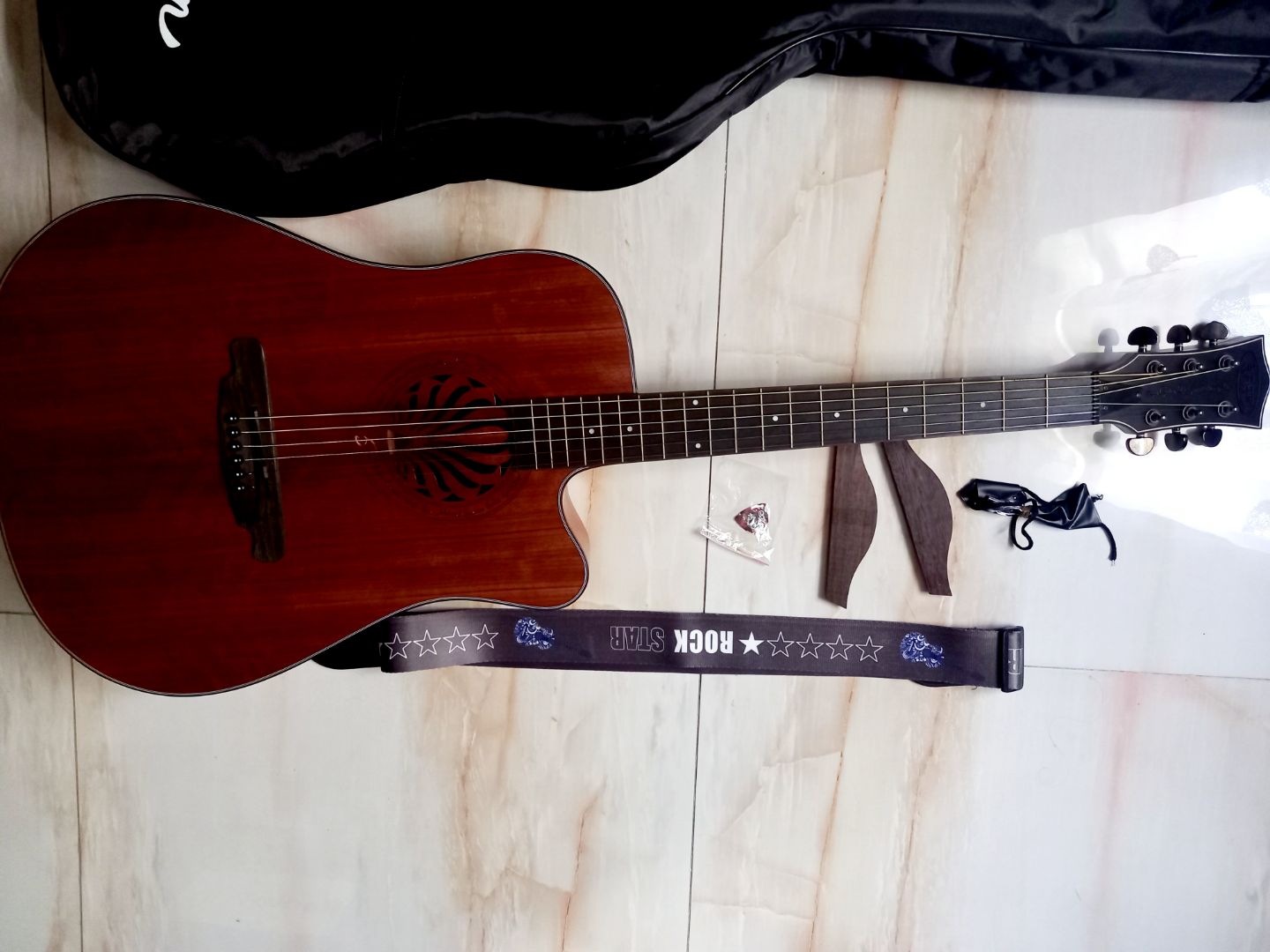 Guitar accostic thumbnail 2
