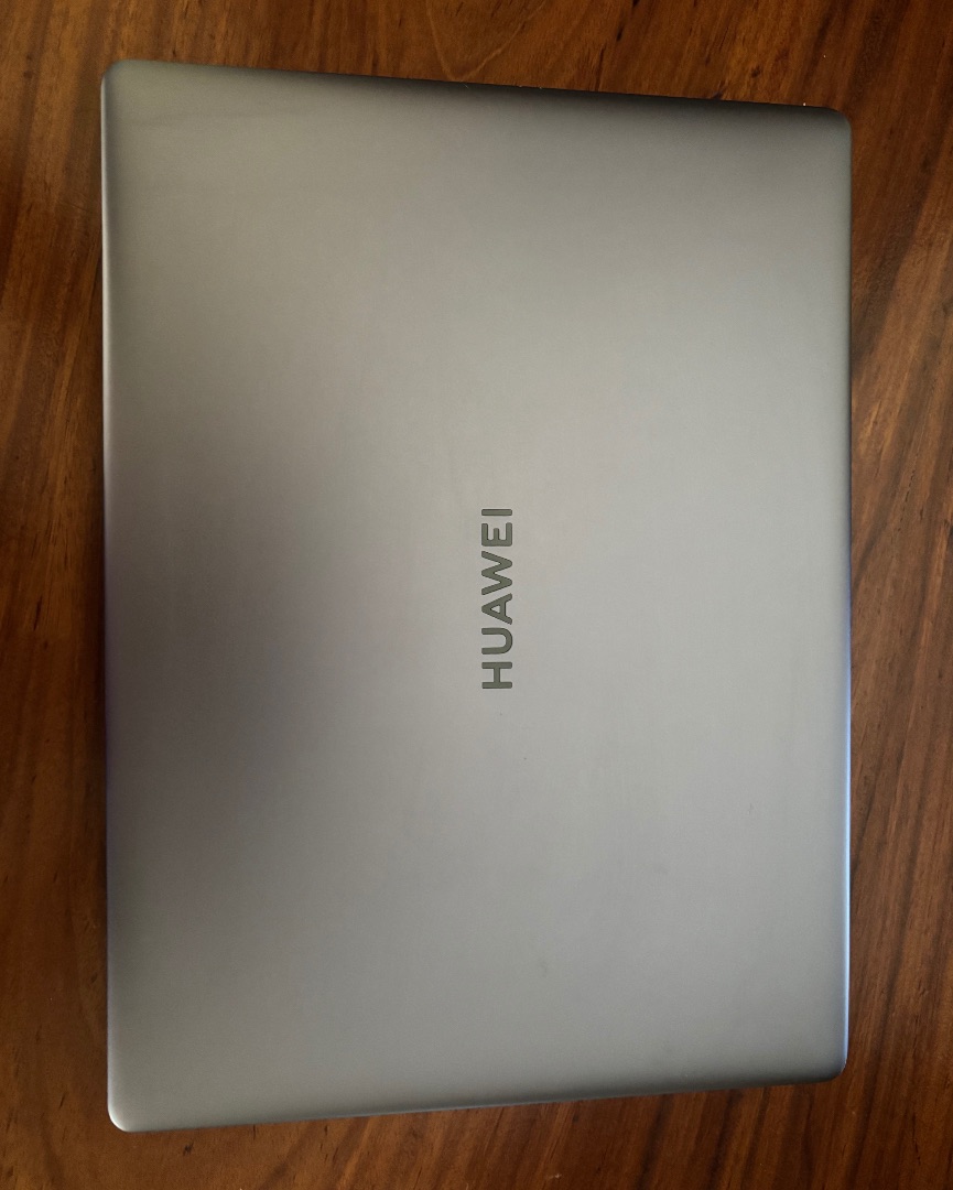 Huawei MateBook Intel Core i5 Gray thumbnail 2
