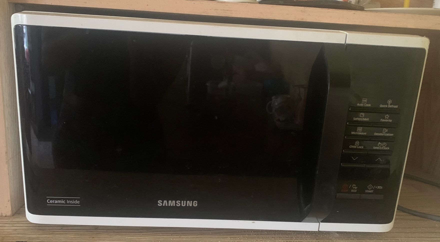 Samsung Microwave Oven Ceramic Inside - Image 1 of 2