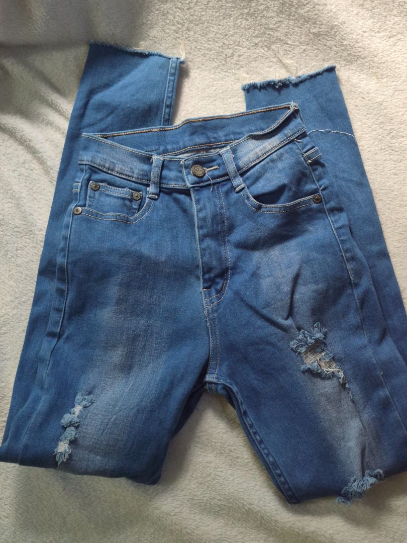 Blue Distressed Denim Jeans