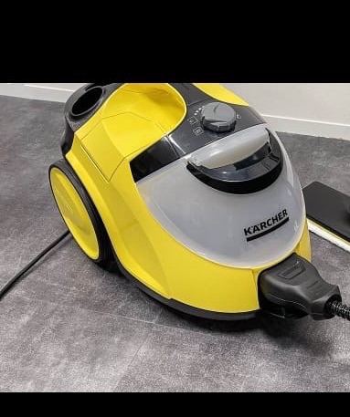 Karcher SC 5 EasyFix Steam Cleaner Yellow thumbnail 2