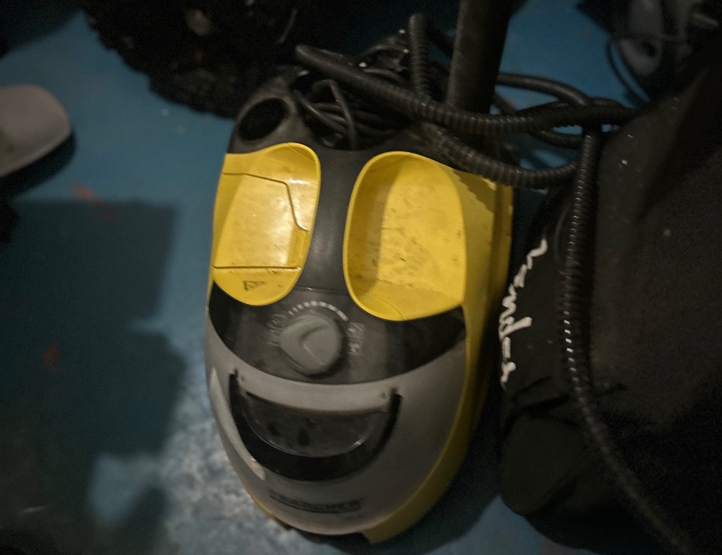 Karcher SC 5 EasyFix Steam Cleaner Yellow thumbnail 3