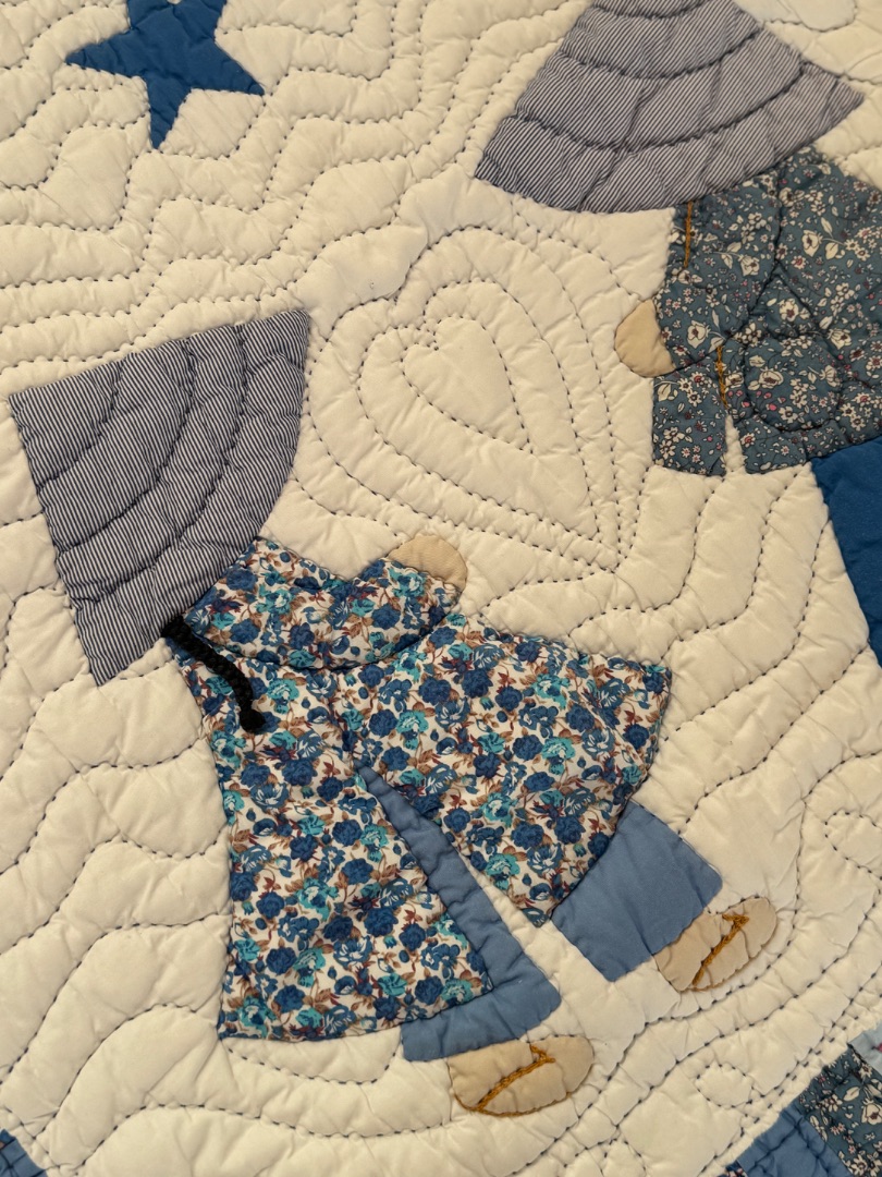 Handmade Mekong Quilts Applique Quilt 1m x 1.20m thumbnail 2