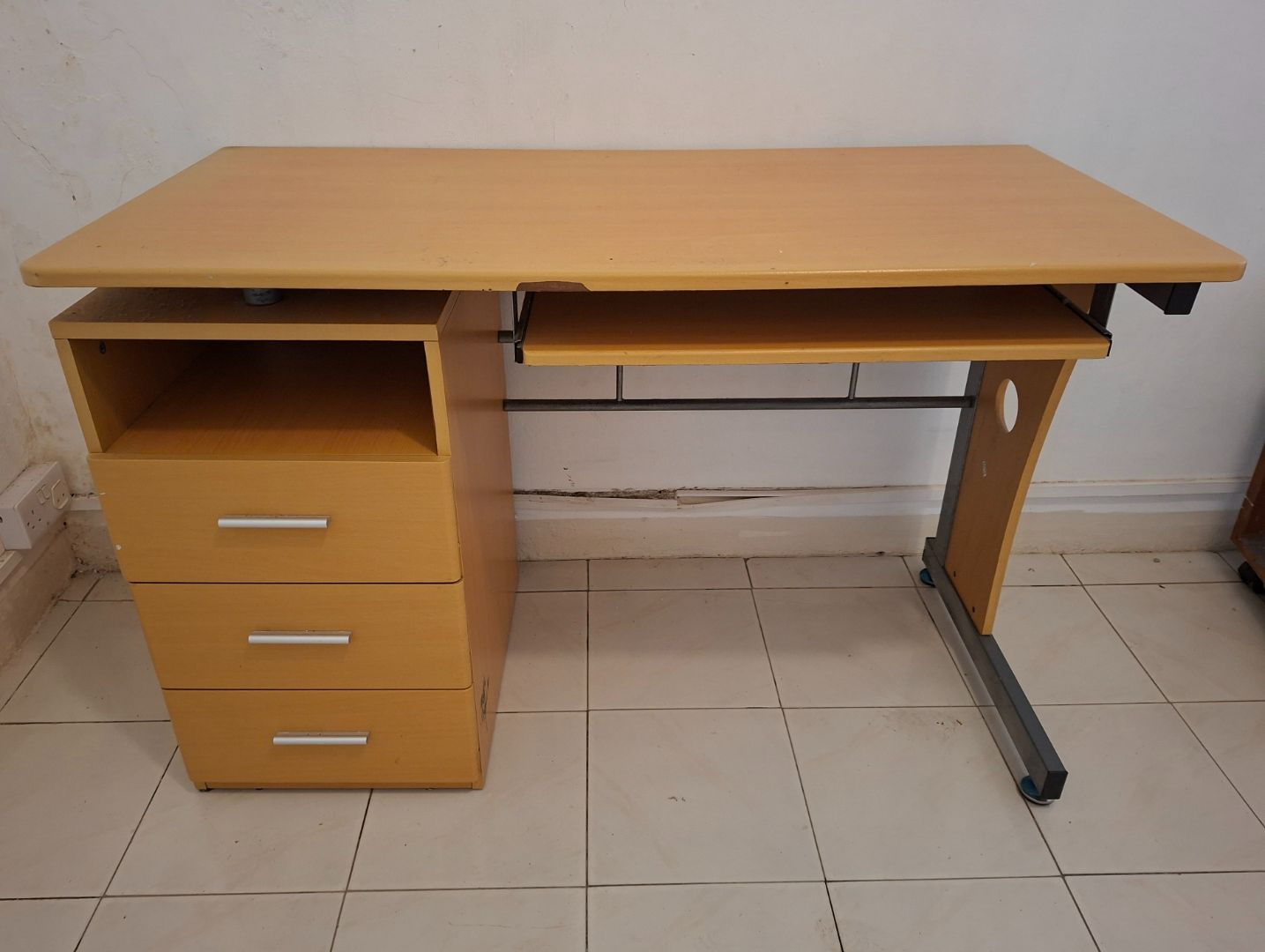 Wooden Office Desk with Drawers and Keyboard Tray