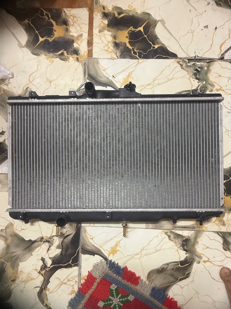 Toyota Corolla EE111 AE110 Radiator