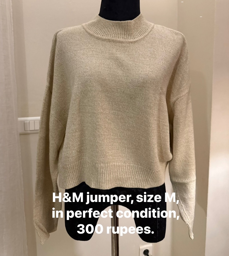 H&M Beige Jumper Size M