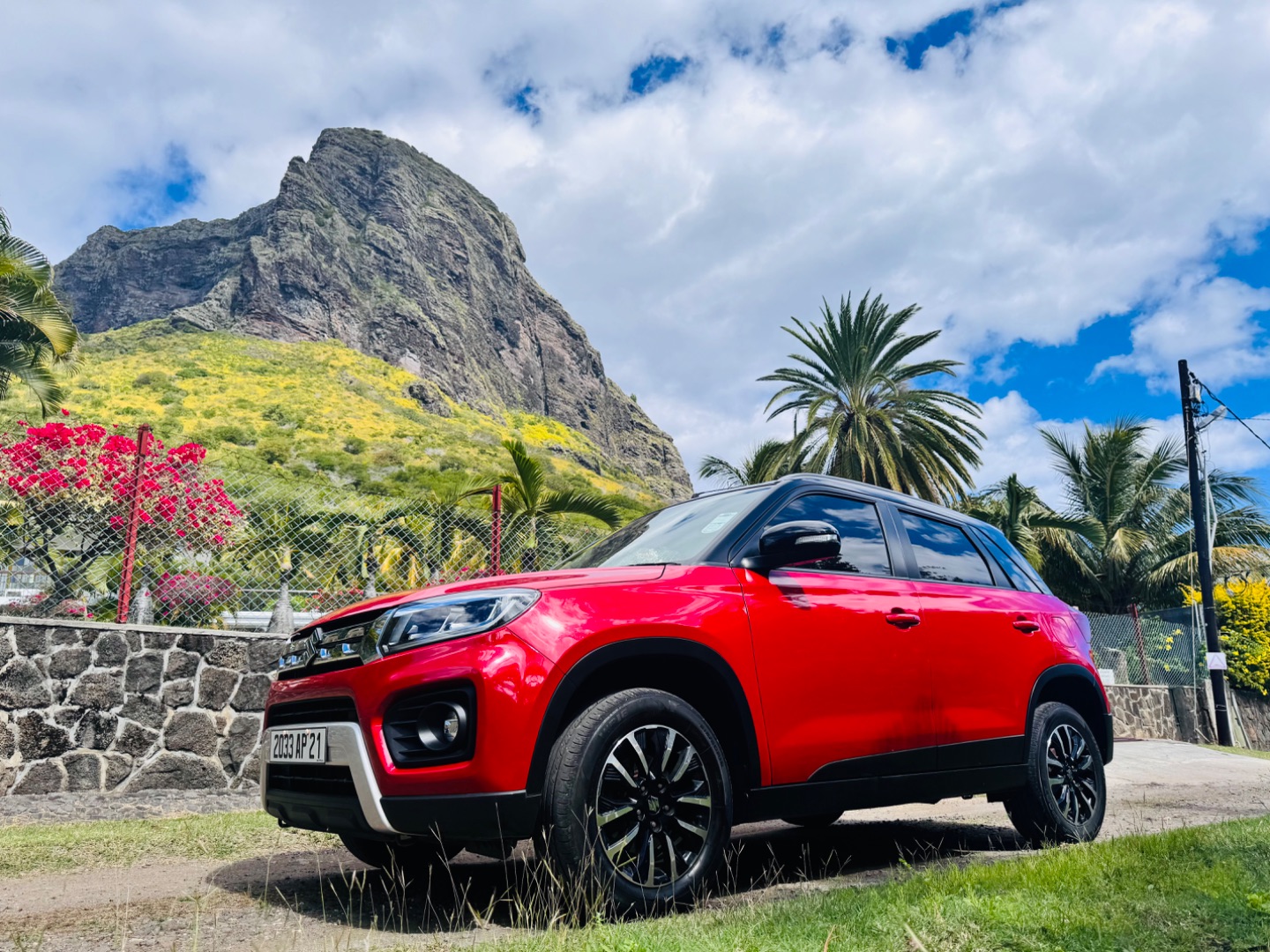 Suzuki Brezza SUV for Rent thumbnail 3