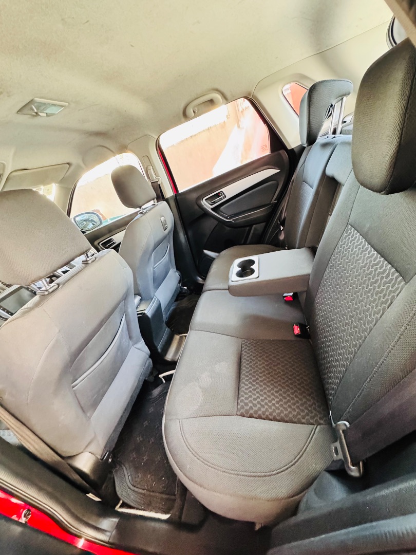 Suzuki Brezza SUV for Rent thumbnail 5