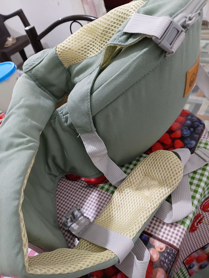 AIYUANMEI Green Baby Carrier thumbnail 2