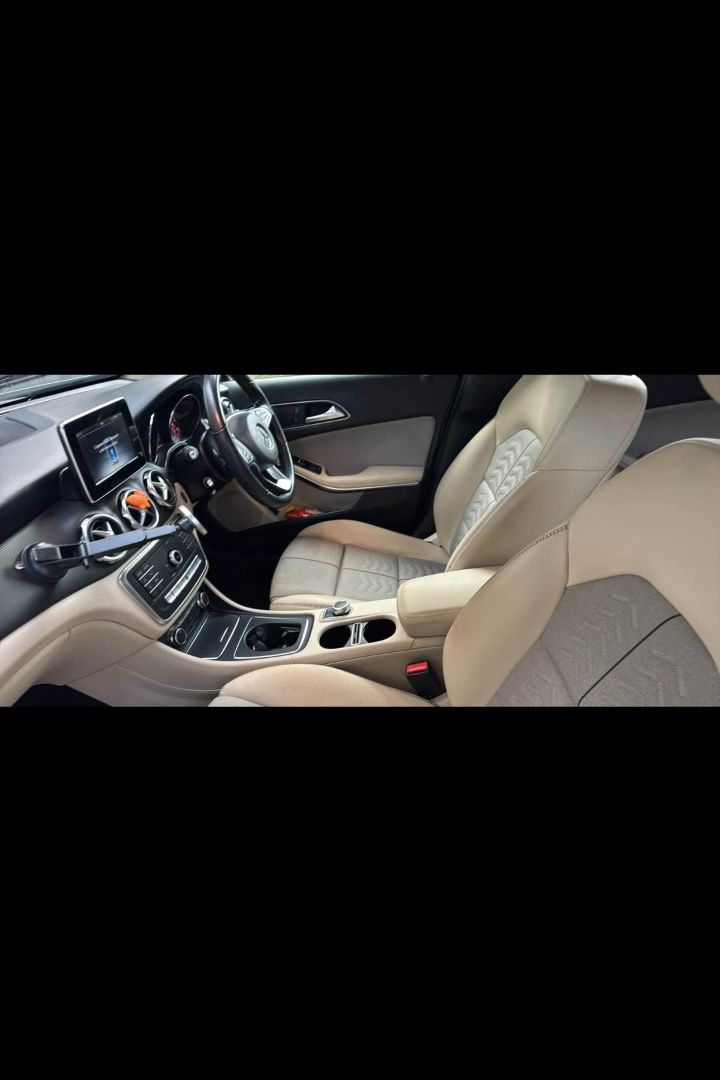 Mercedes GLA 180 2018 1.6L Automatic thumbnail 3