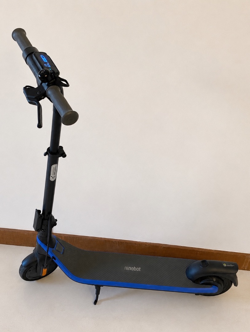 Ninebot Electric Scooter Black and Blue thumbnail 2