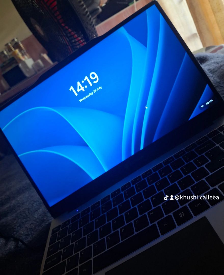 Zentium ZTL-140 14" Laptop 8GB RAM 256GB SSD Silver thumbnail 4