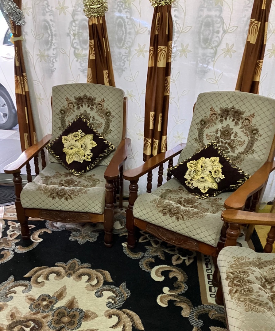 Wooden Living Room Sofa Set thumbnail 2