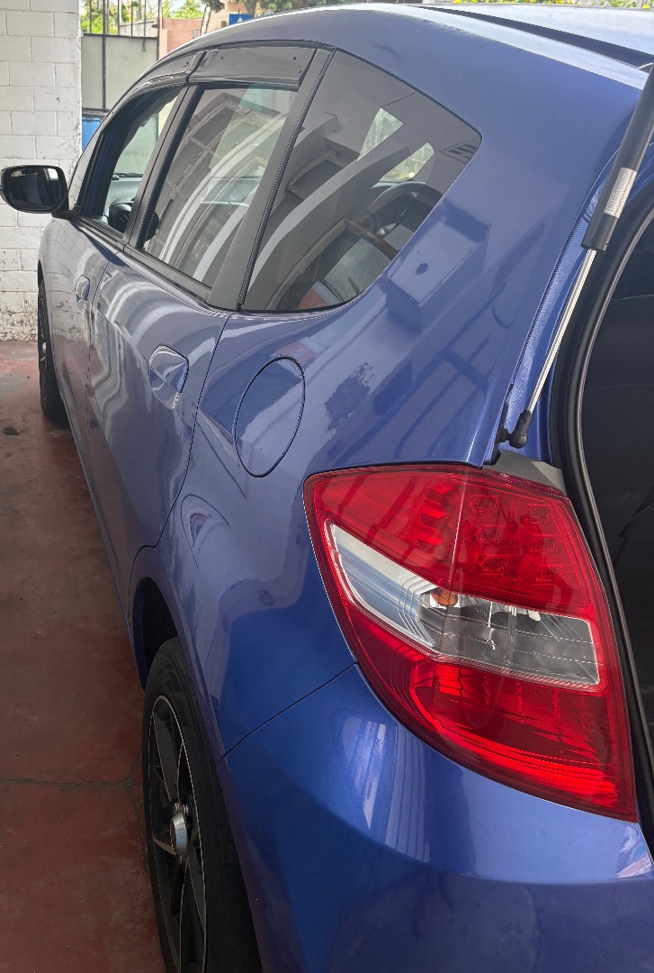 Honda Fit 2011 1.3L Automatic thumbnail 4