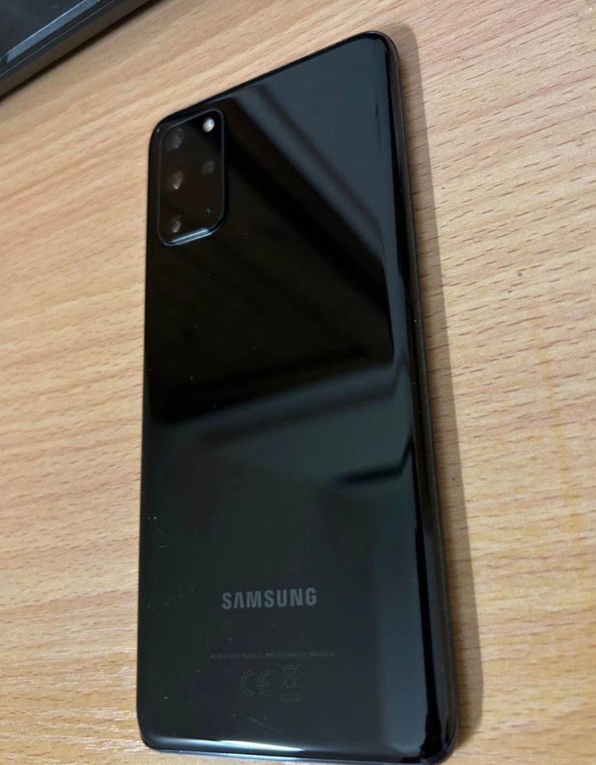 Samsung Galaxy S20+ 128GB Black thumbnail 3