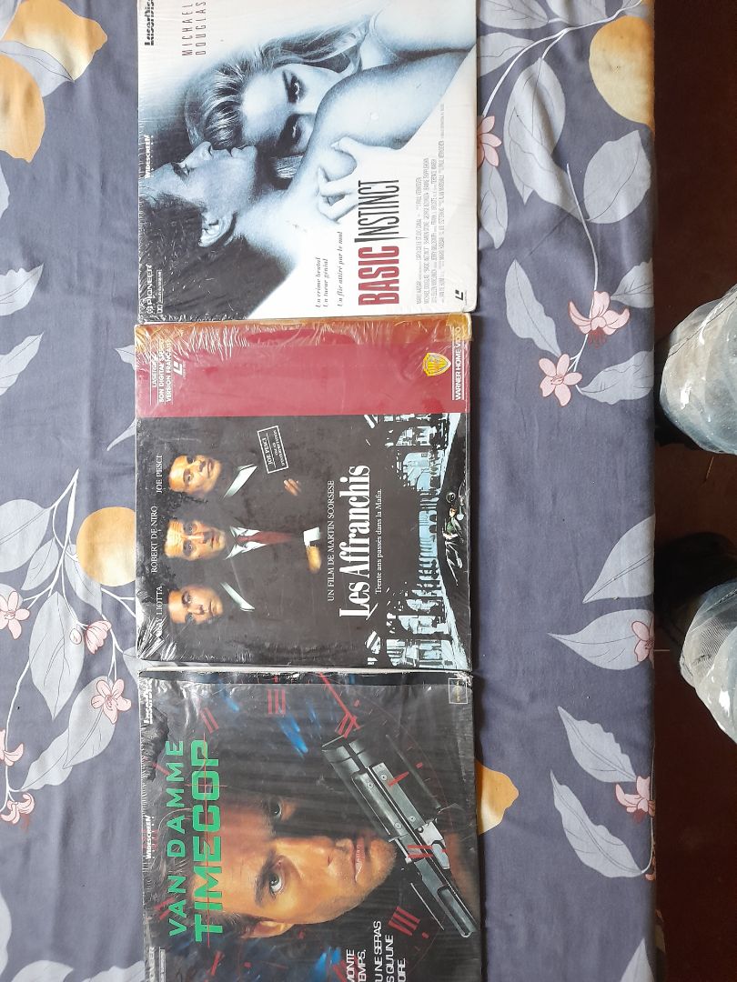Lot of 3 Vintage LaserDisc Movies: Basic Instinct, Goodfellas, Timecop
