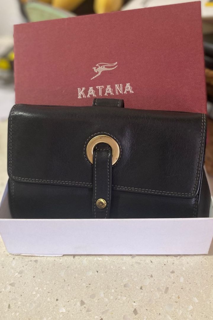Katana Black Leather Women Wallet with Box