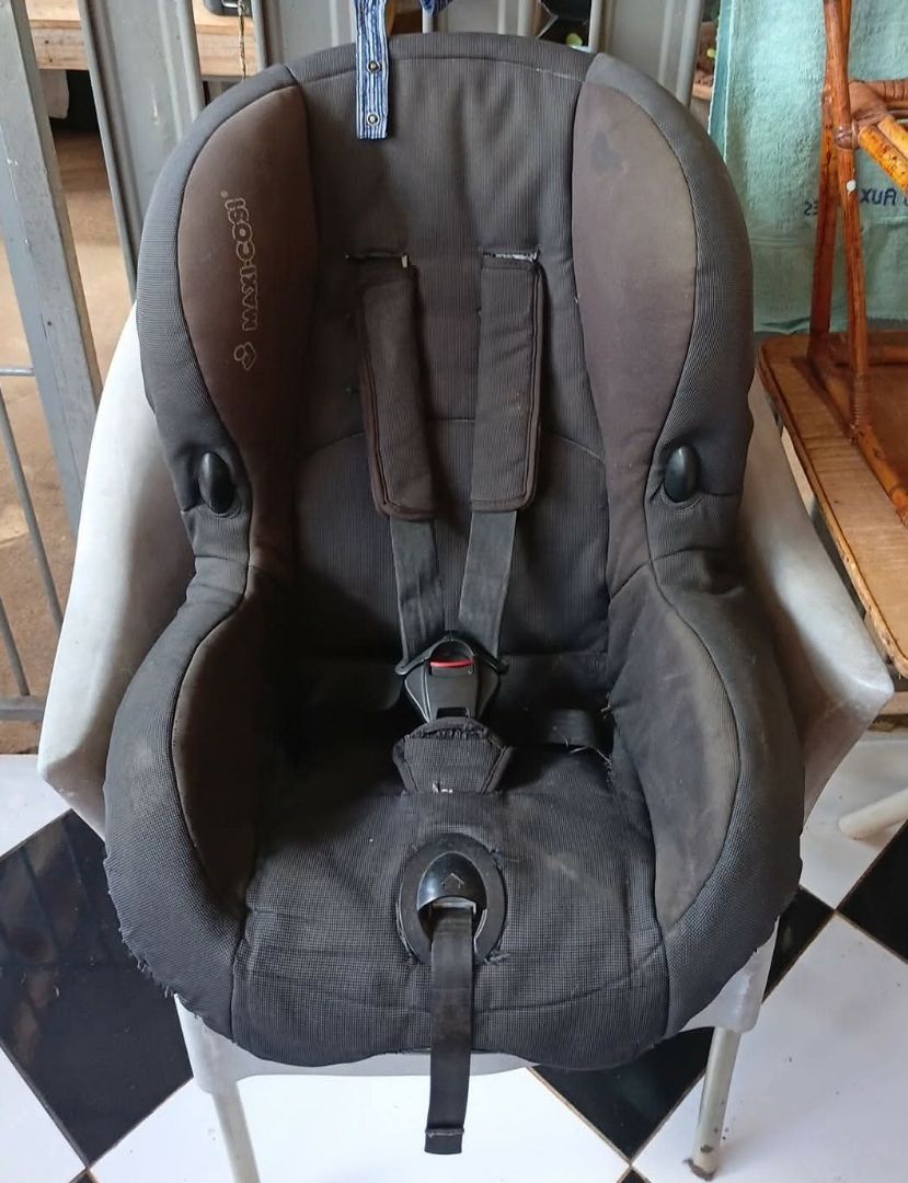 Maxi-Cosi Car Seat Black - Image 1 of 1