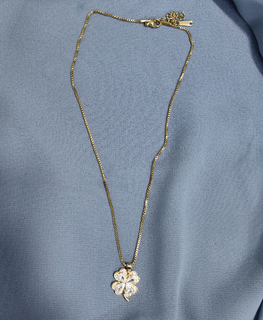 Gold Four-Leaf Clover Pendant Necklace Women