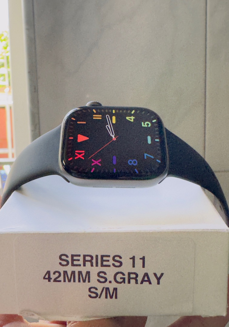 Apple Watch Series 11 42mm Space Gray S/M