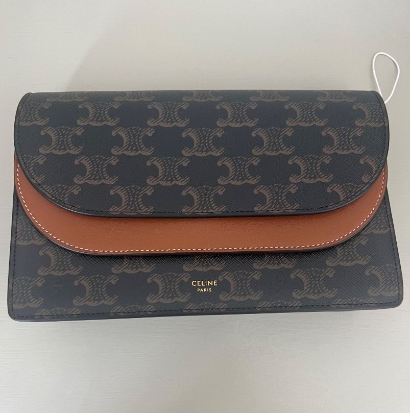 Céline Triomphe Canvas Envelope Clutch Brown - Image 1 of 5