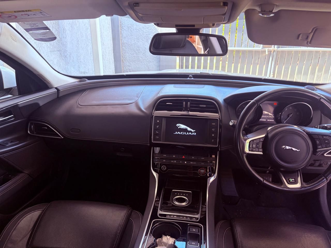 Jaguar XE 2016 Petrol Automatic thumbnail 5