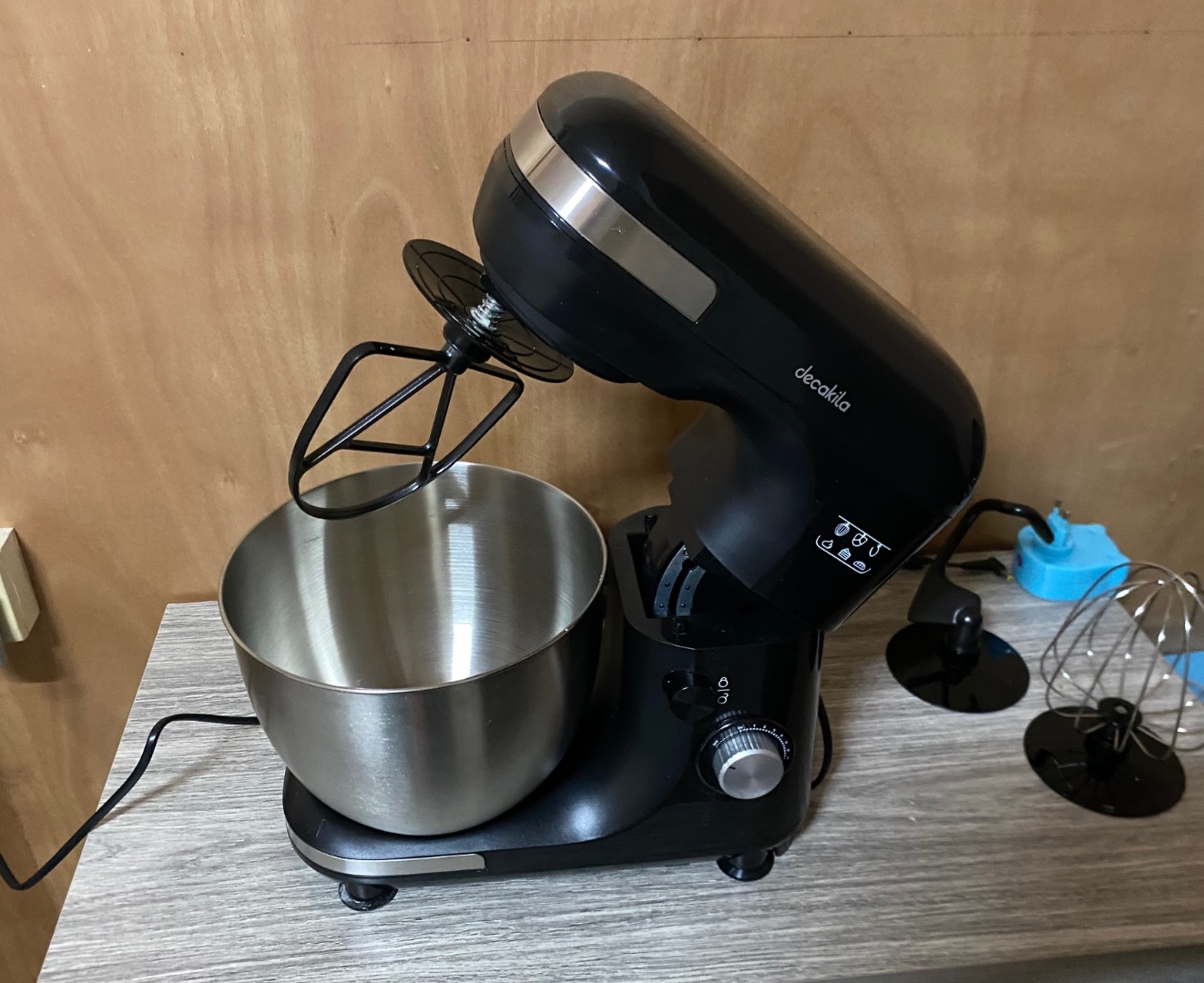 Decakila 5L Stand Mixer KEMX003B Black thumbnail 3