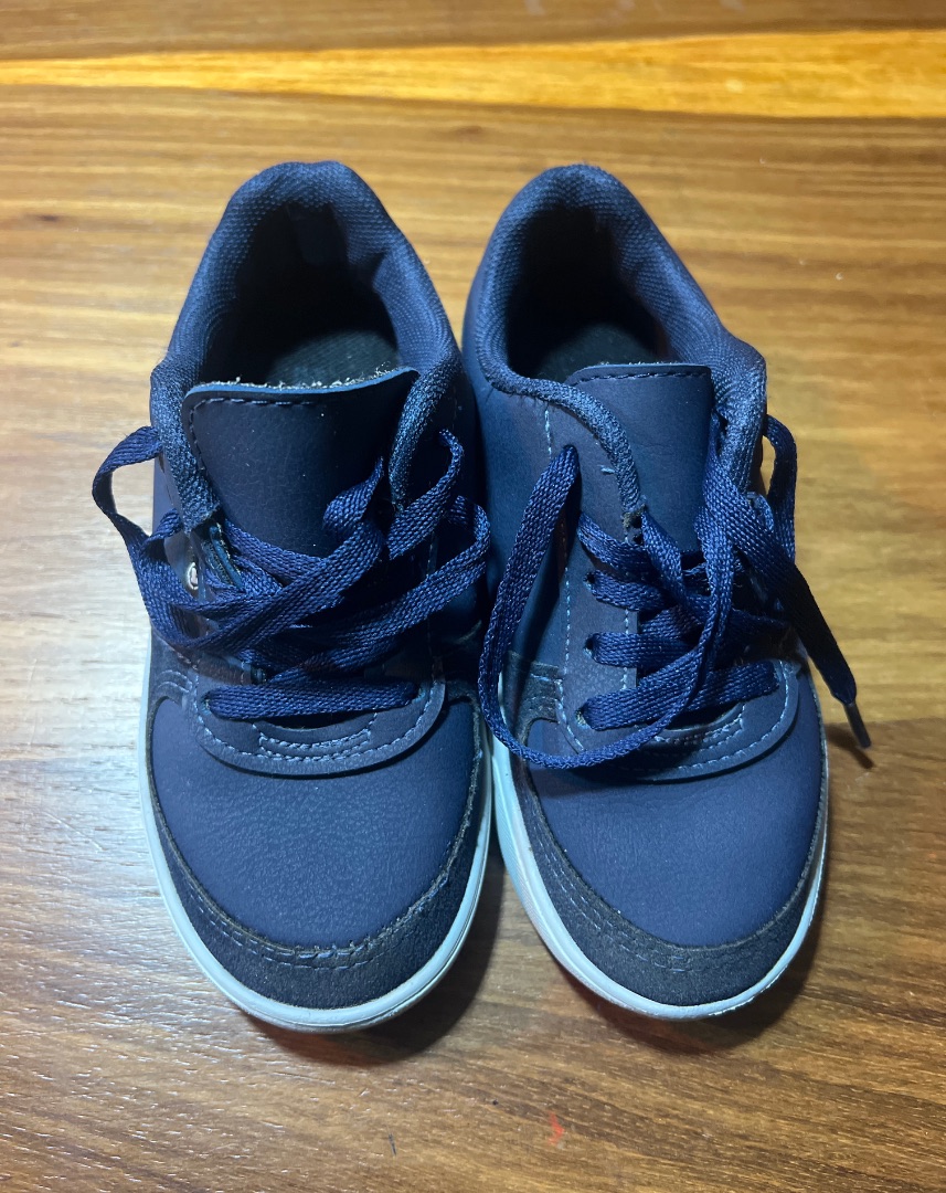 Molekinho Boys Navy Sneakers Size 29