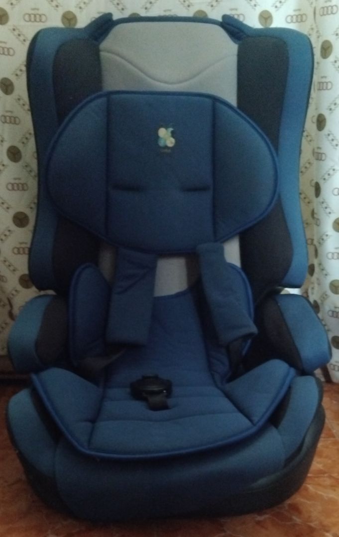 Second Hand Child Car Seat thumbnail 2