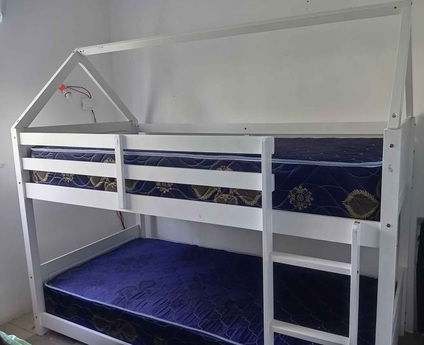 White House-Style Bunk Bed with Mattresses - Image 1 of 2