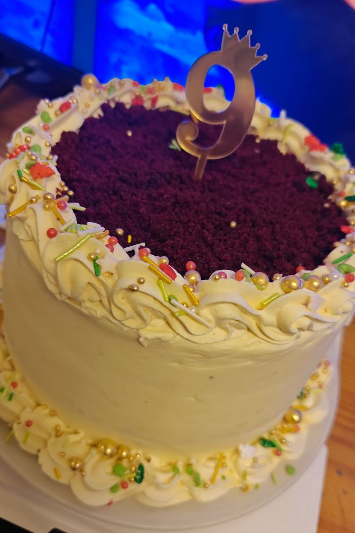 Custom Genoise Birthday Cakes thumbnail 3