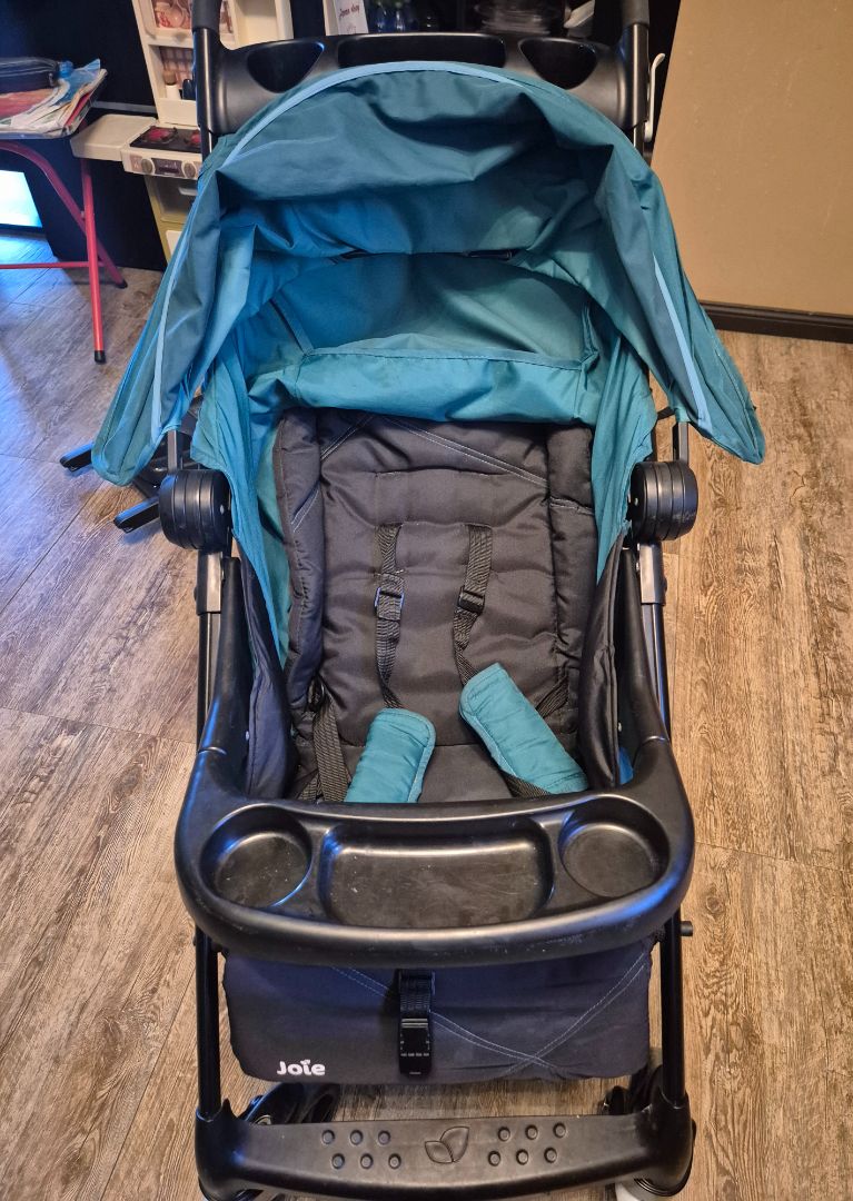 JOIE Stroller and Car Seat with Isofix Base thumbnail 3