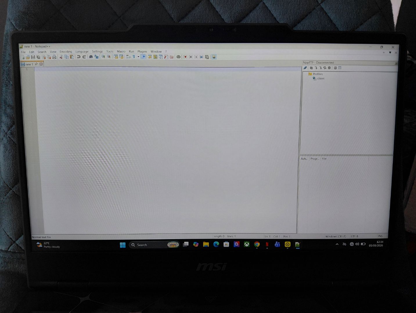 MSI Cyborg A15 AI RTX 5060 512GB Black thumbnail 4