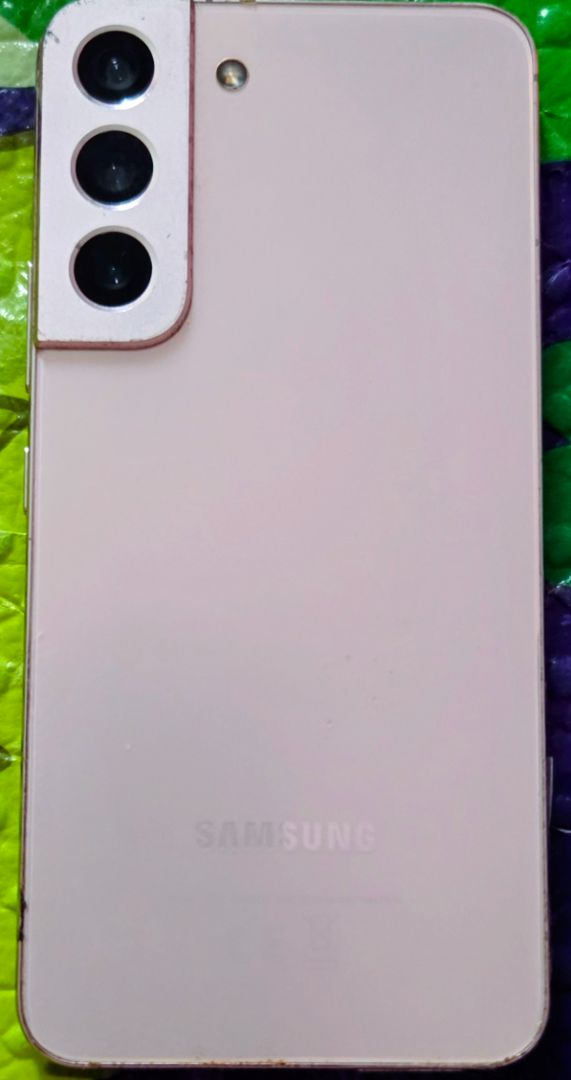 Samsung Galaxy S22 thumbnail 2