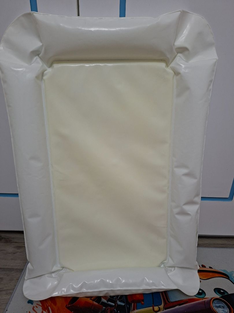 IKEA VÄDRA Baby Changing Pad White thumbnail 3