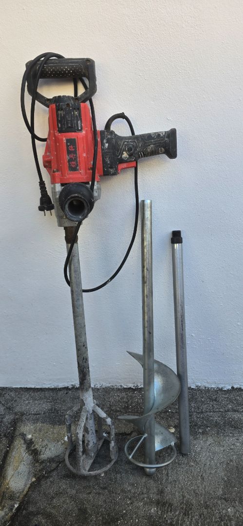 Electric Earth Auger and Mortar Mixer Rental