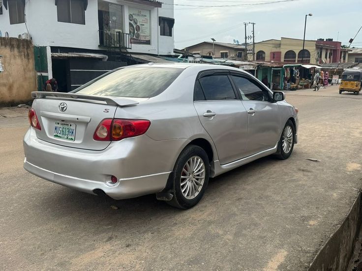 Toyota Corolla Rental thumbnail 5