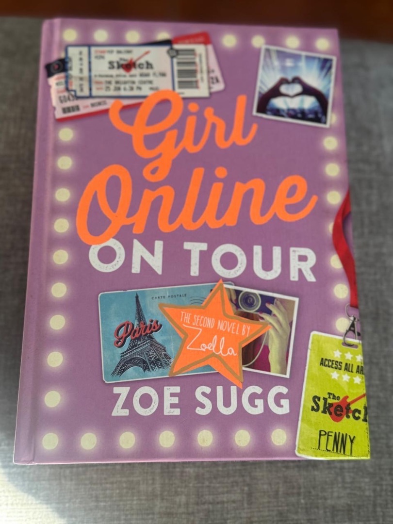 Girl Online book series by Zoe Sugg ( 3 books, Penguin paperback) thumbnail 3