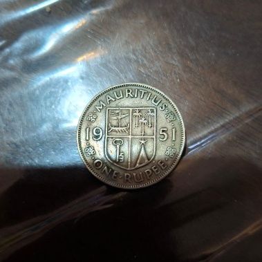Vintage Mauritius Coins 1944 5 Cents and 1951 One Rupee thumbnail 4